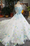 2024 New Arrival Floral Boat Neck Wedding Dresses Lace Up With Appliques And PE8PM6BJ