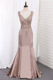 2024 New Arrival Evening Dresses V Neck Satin With Beading Mermaid